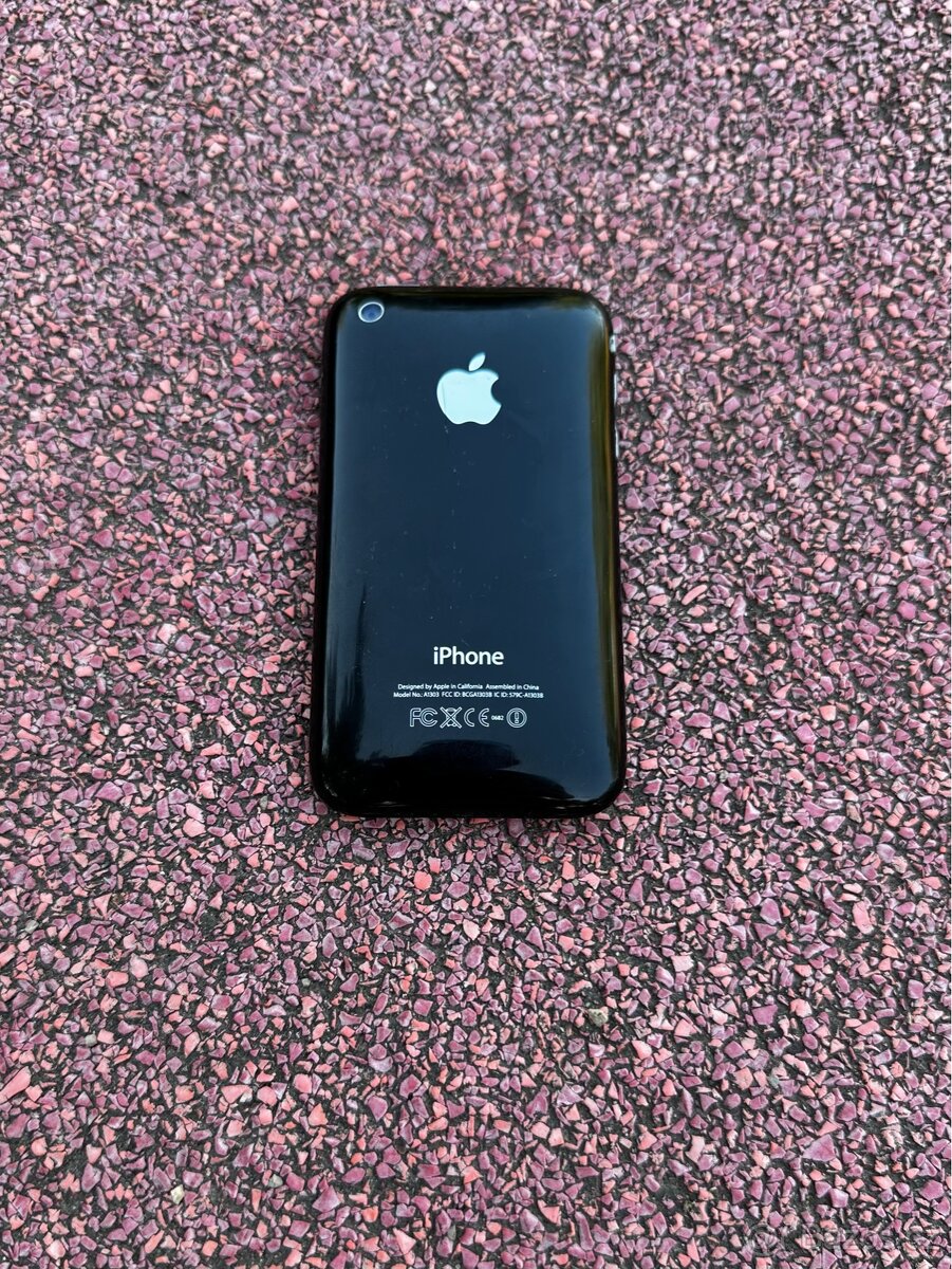 iPhone 3 GS - 2