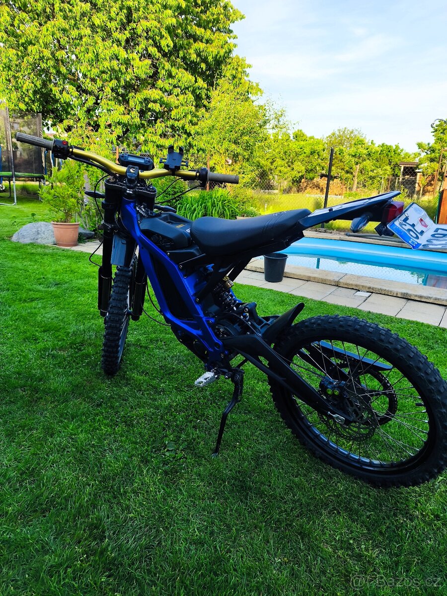 Sur-ron Light bee elektro motorka s SPZ