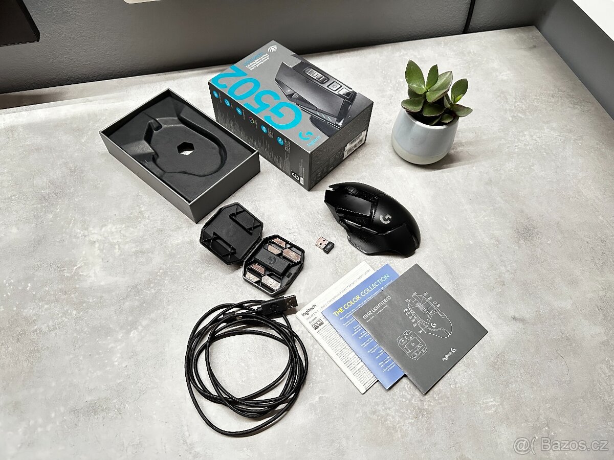 bezdrátová Logitech G502 Lightspeed Wireless Gaming Mouse - 2