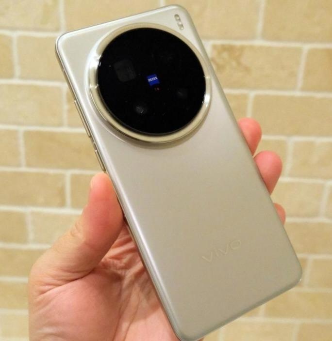 Vivo x200 pro zánovní +záruka - 2