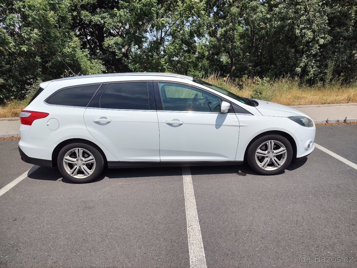 Ford Focus mk3 1,6 ecoboost 110kw r.v. 2013 titanium - 2