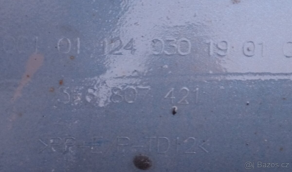 Zadní nárazník Škoda Octavia 5E6807421 - 2