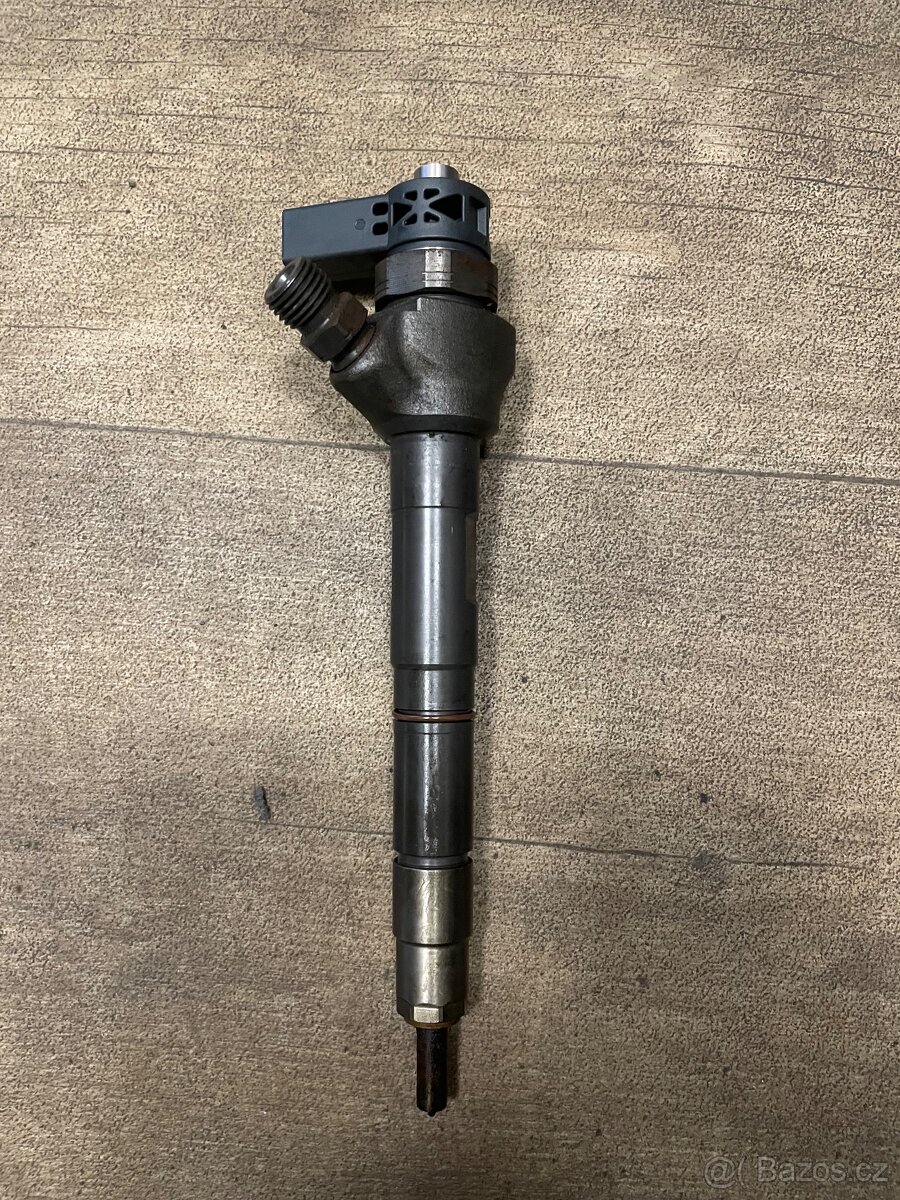 Vstřikovače Bosch 04L130277G - 2