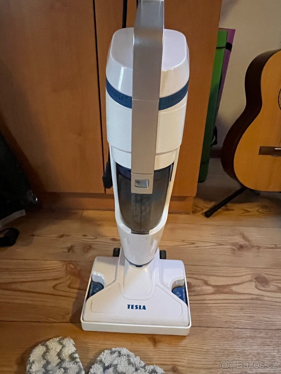 Tesla ruční vysavač - 2
