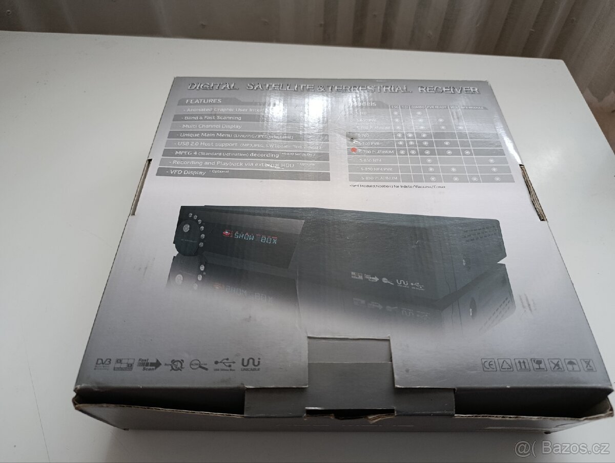 Digitální satelitní přijímač Showbox S-700 Platinum - 2