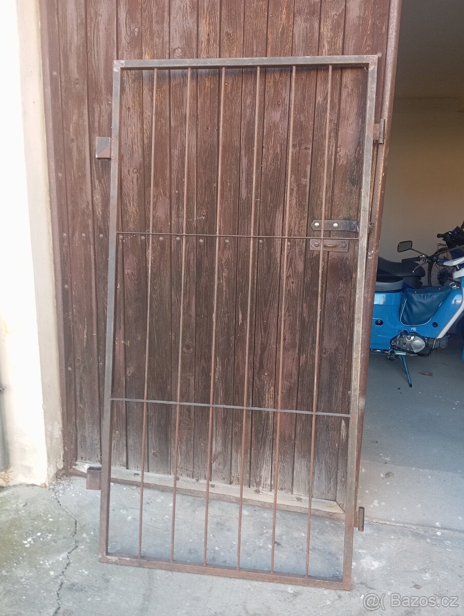 Mříž na 80 dveře - 2