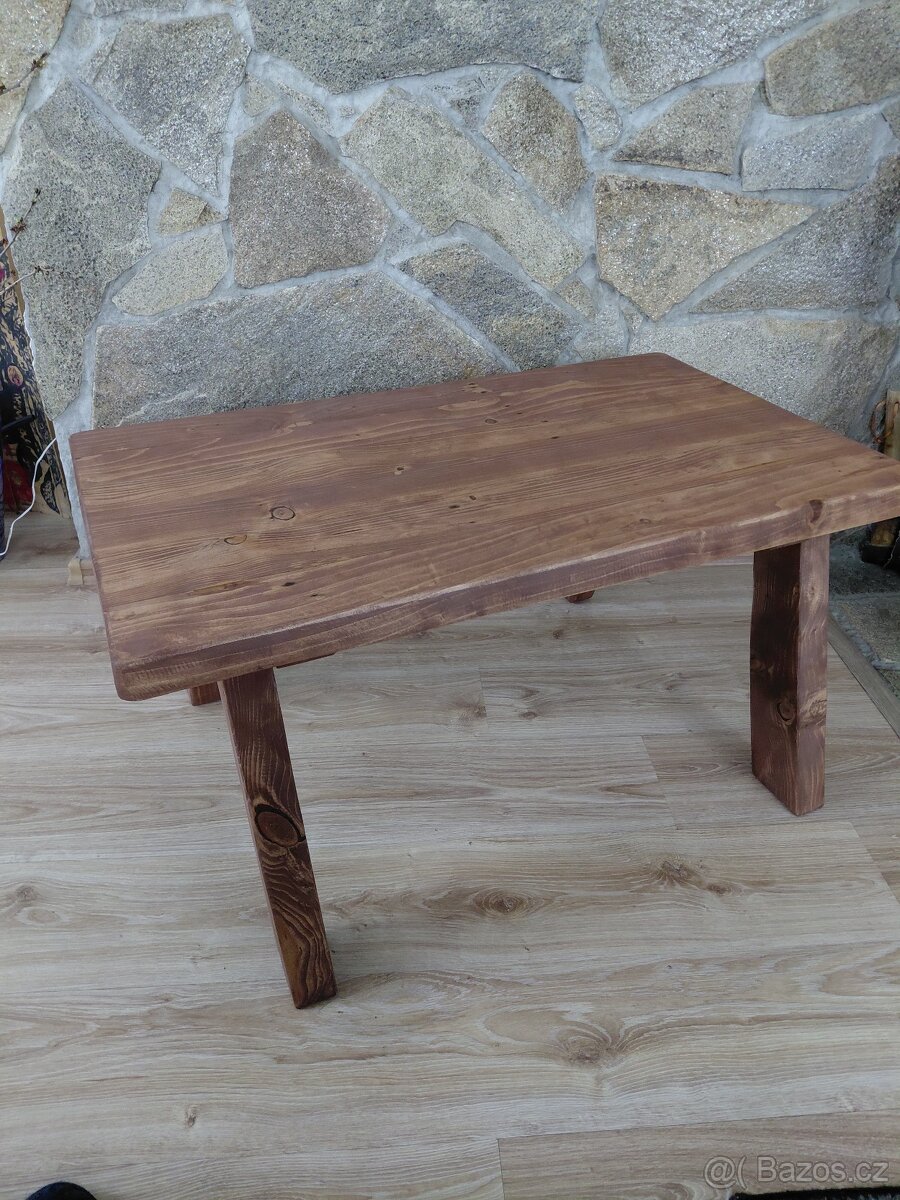 Konferenční stolek z masivu - 2