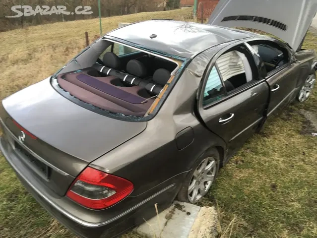 MERCEDES E W211,R.V.2008,NÁHRADNÍ DÍLY - 2