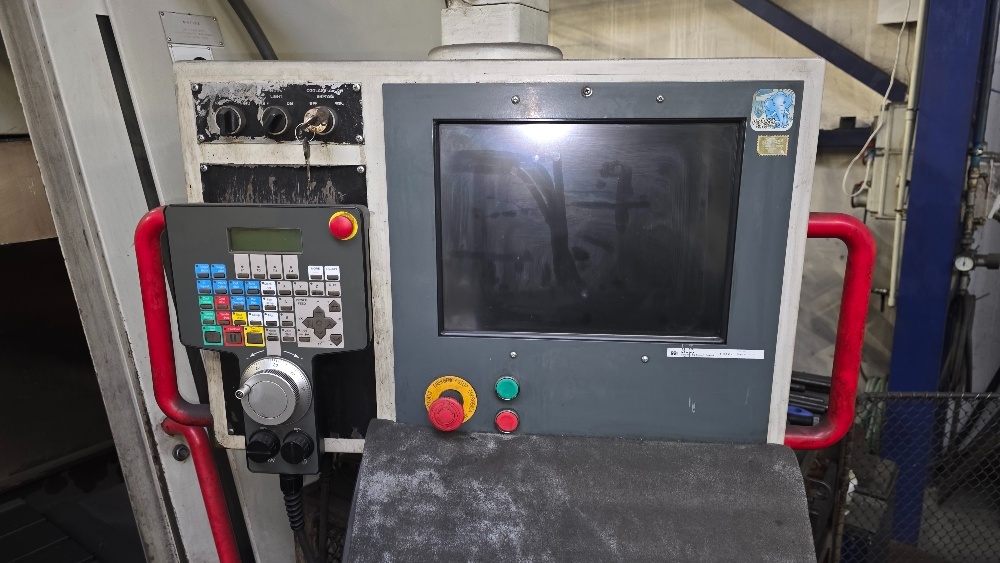 Vertikální obráběcí centrum VMC 1260 E - 2