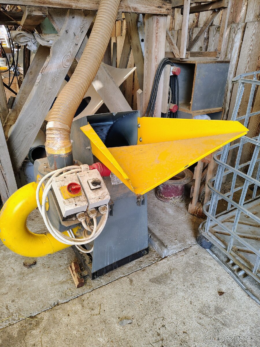 Peletovaci lis , drtic, podavac, chladic/tridic - 2