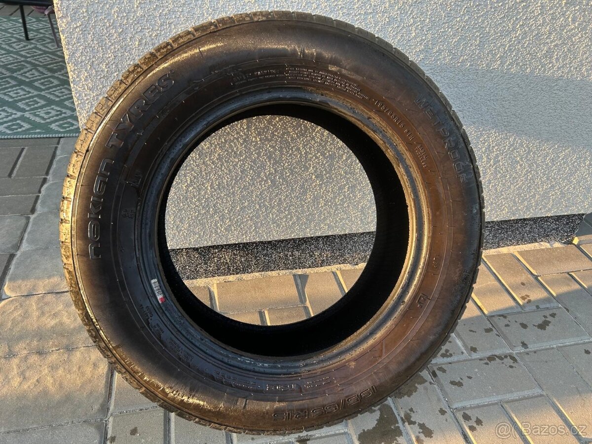 Prodám 4 ks pneu 195/65/15 - 2