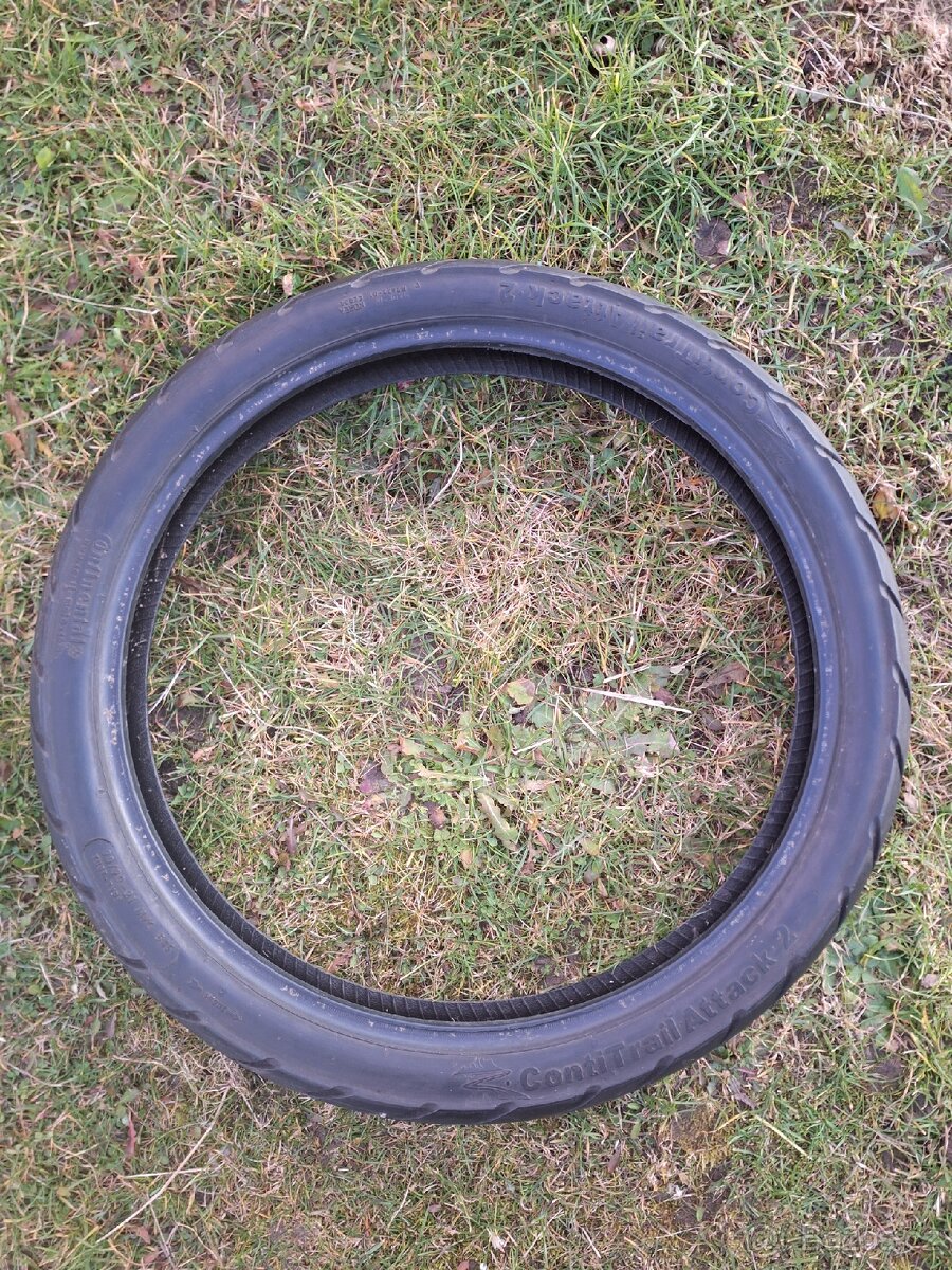 Více pneu na moto - 2