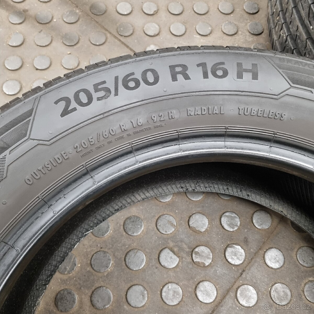 4x Letní 205/60 R16 7mm+ - 2