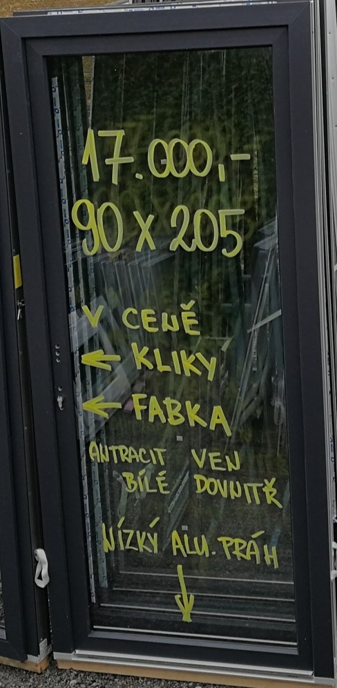 Dveře antracit prosklené - 2