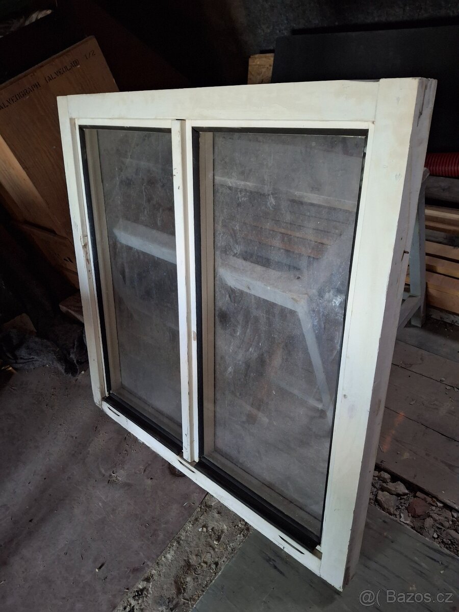 OKNO drevene 118 x 118 - 2