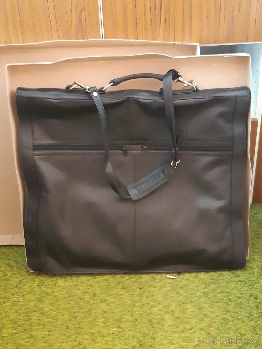 Kožený kryt ( kufr ) na oblek - 2