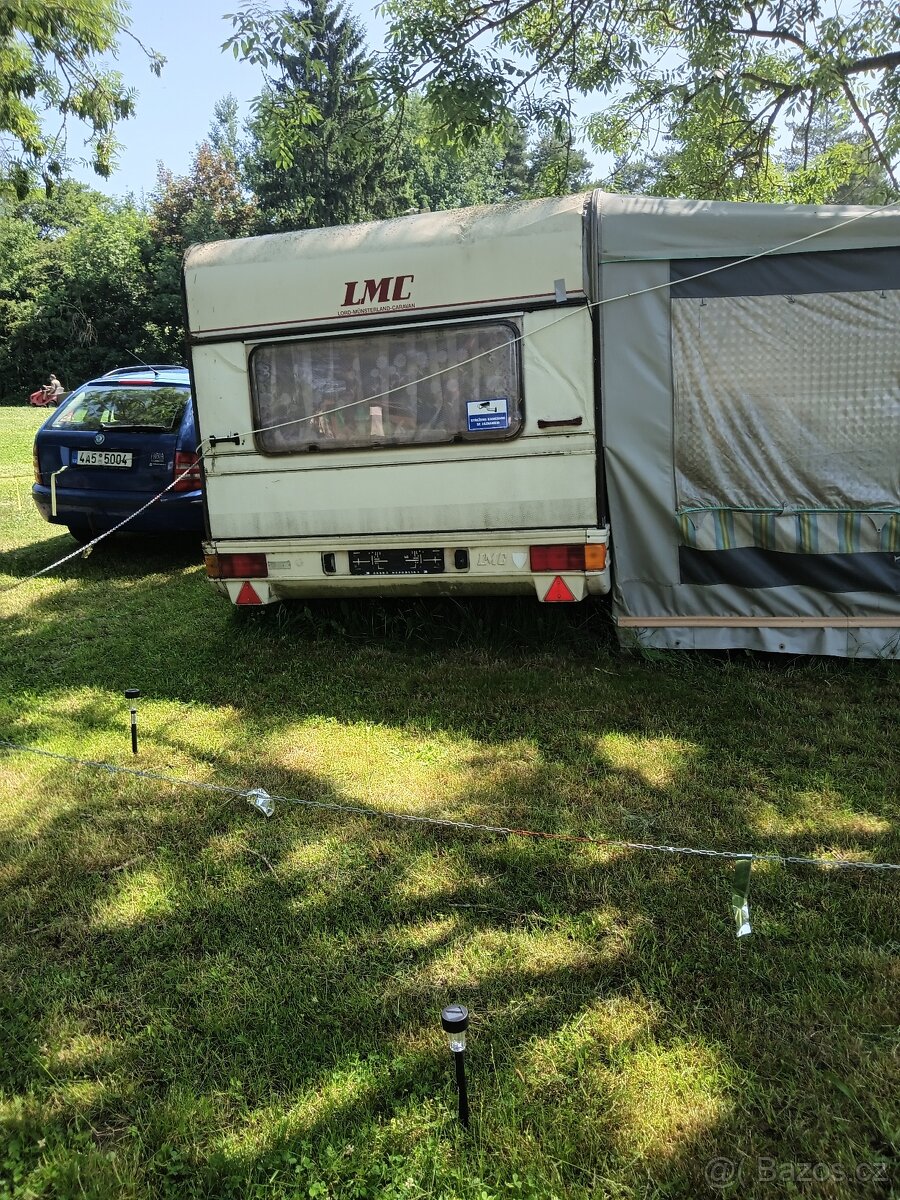 Karavan s pevným stáním - 2