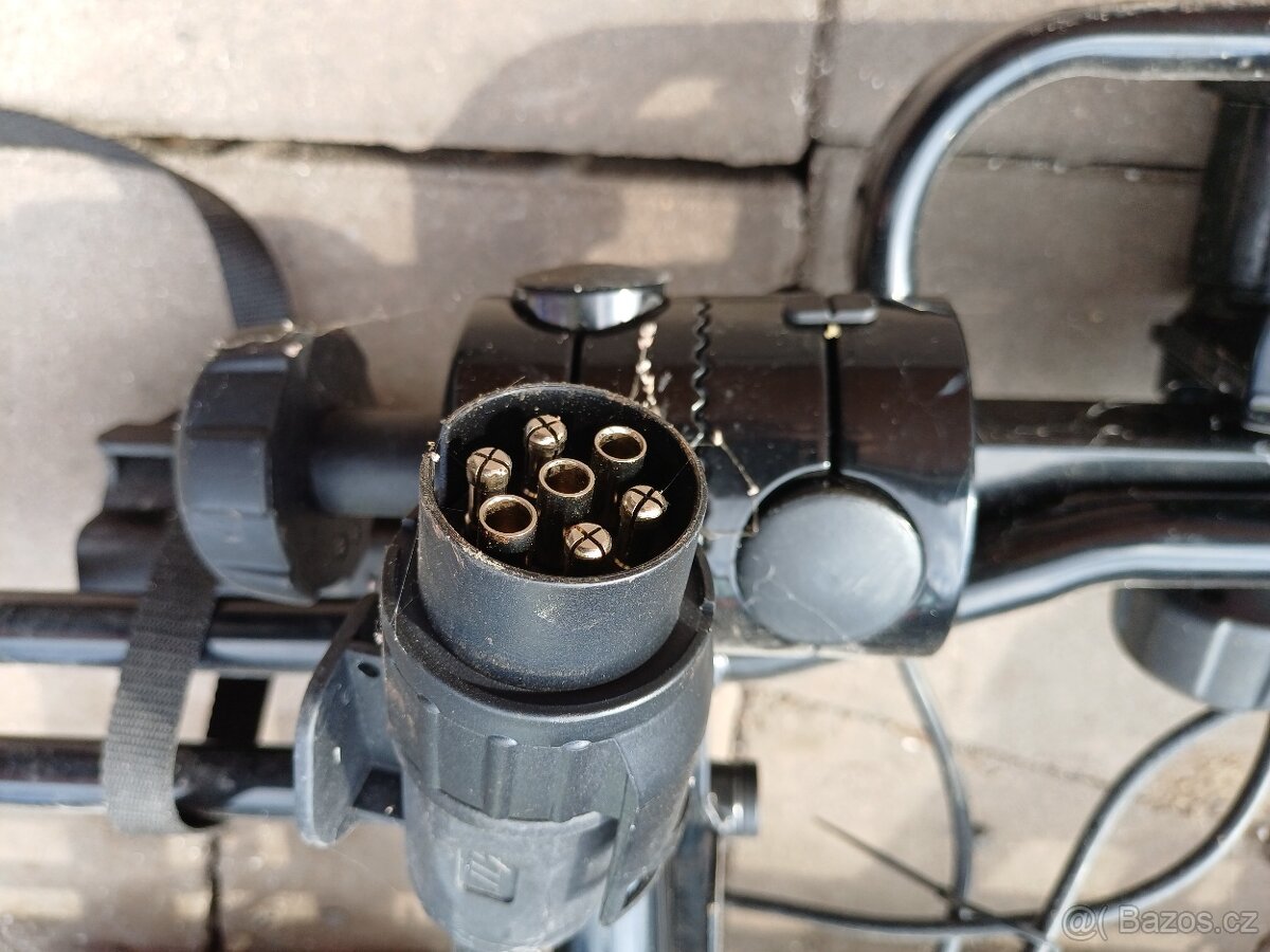 Nosič kol na tažné zařízení - 2