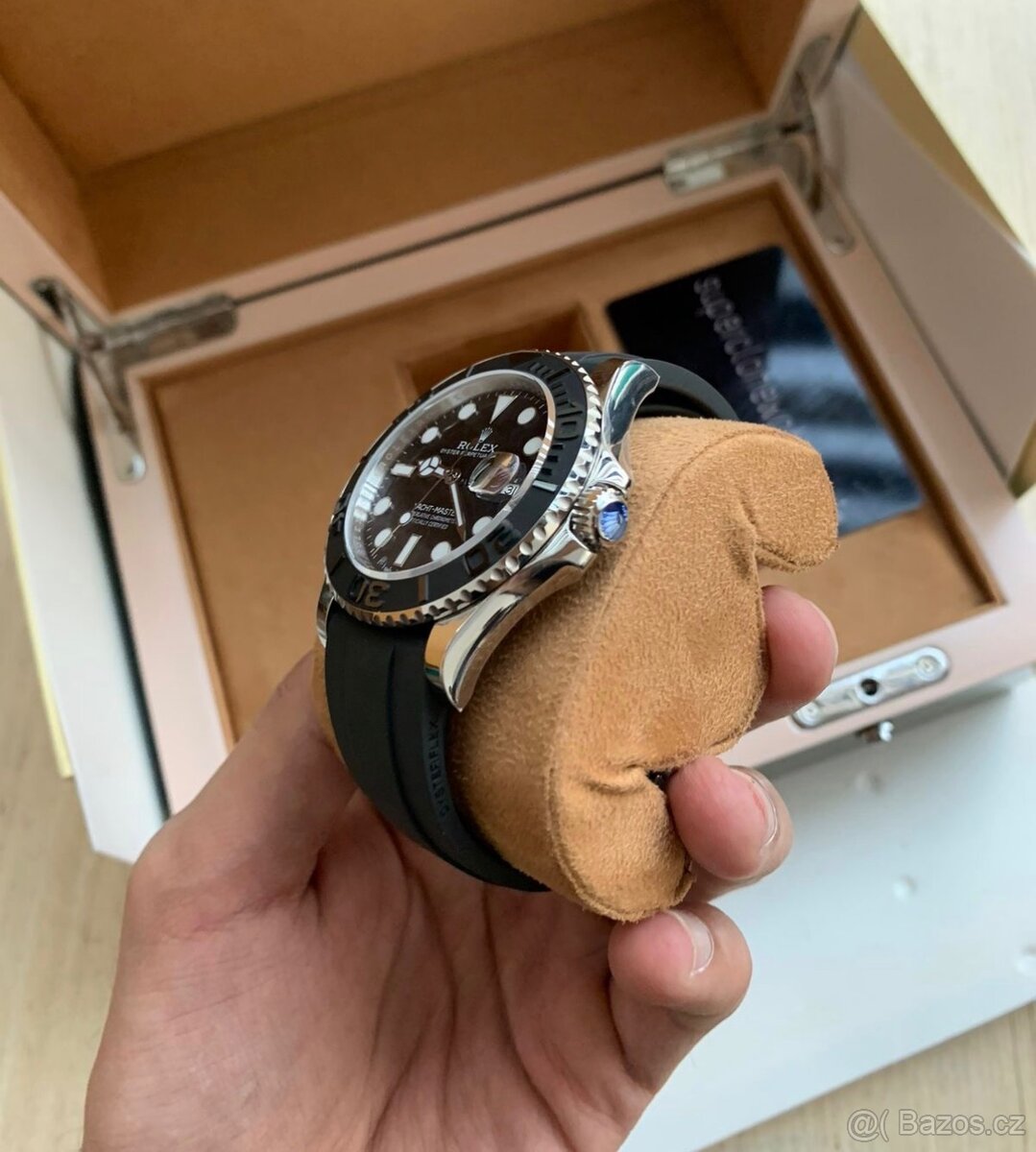 Patek Philippe Nautilus Moon Phase 5712/1A - 2