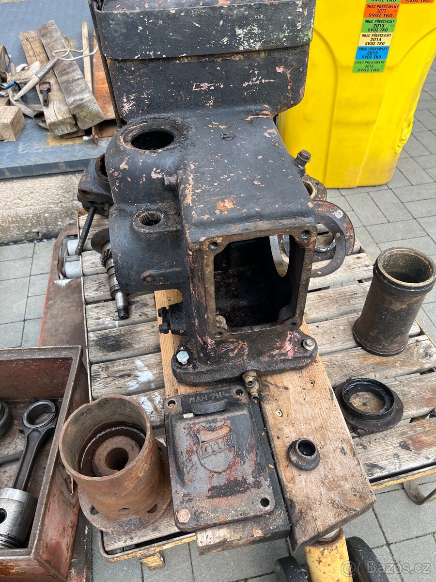 Stabilní motor Deutz MAH 711 - 2