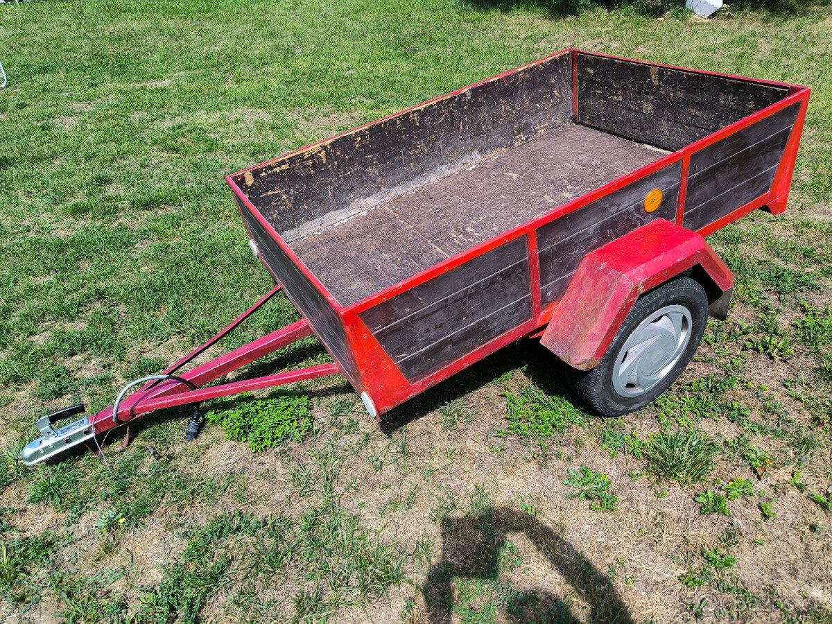 Přívěsný vozík za auto - 2