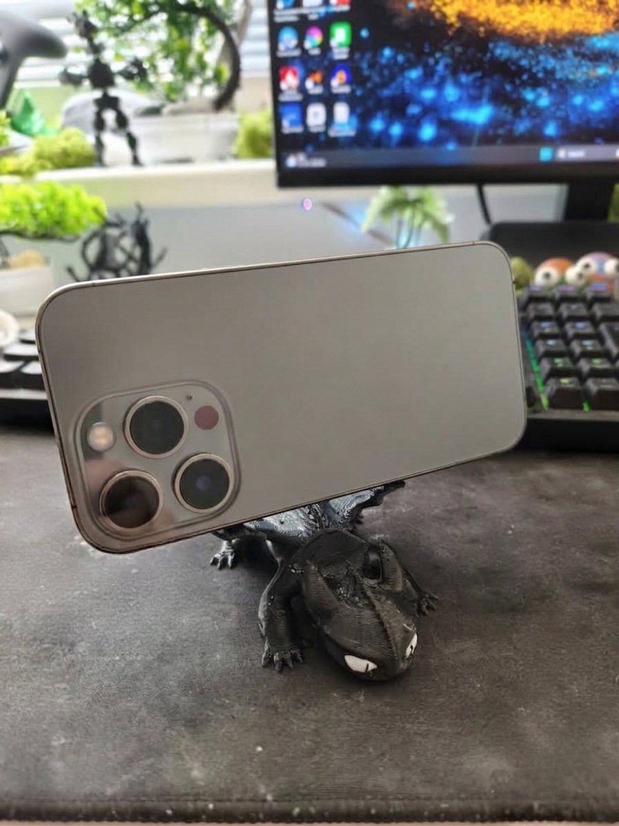 Stojánek na telefon – Bezzubka / Toothless - 2