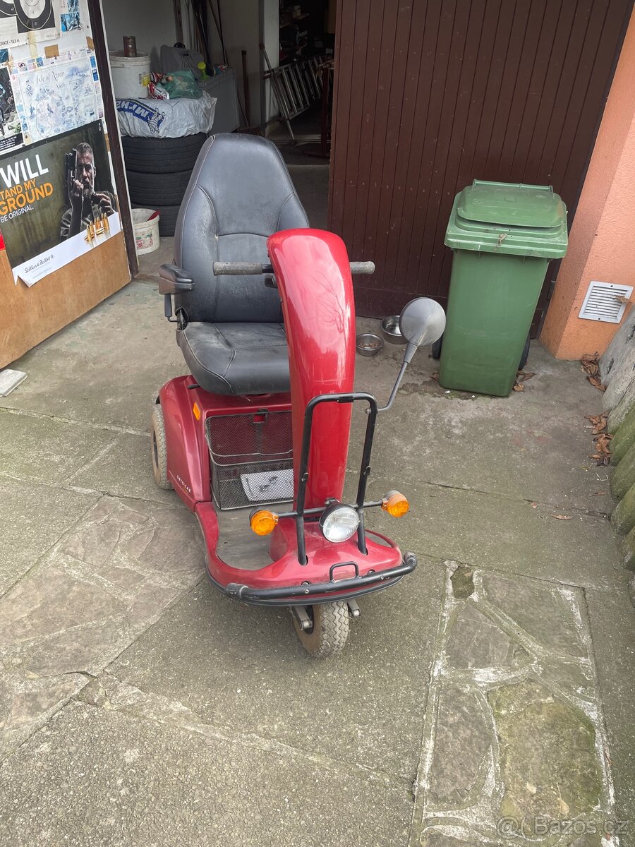 Invalidni el.vozik - 2