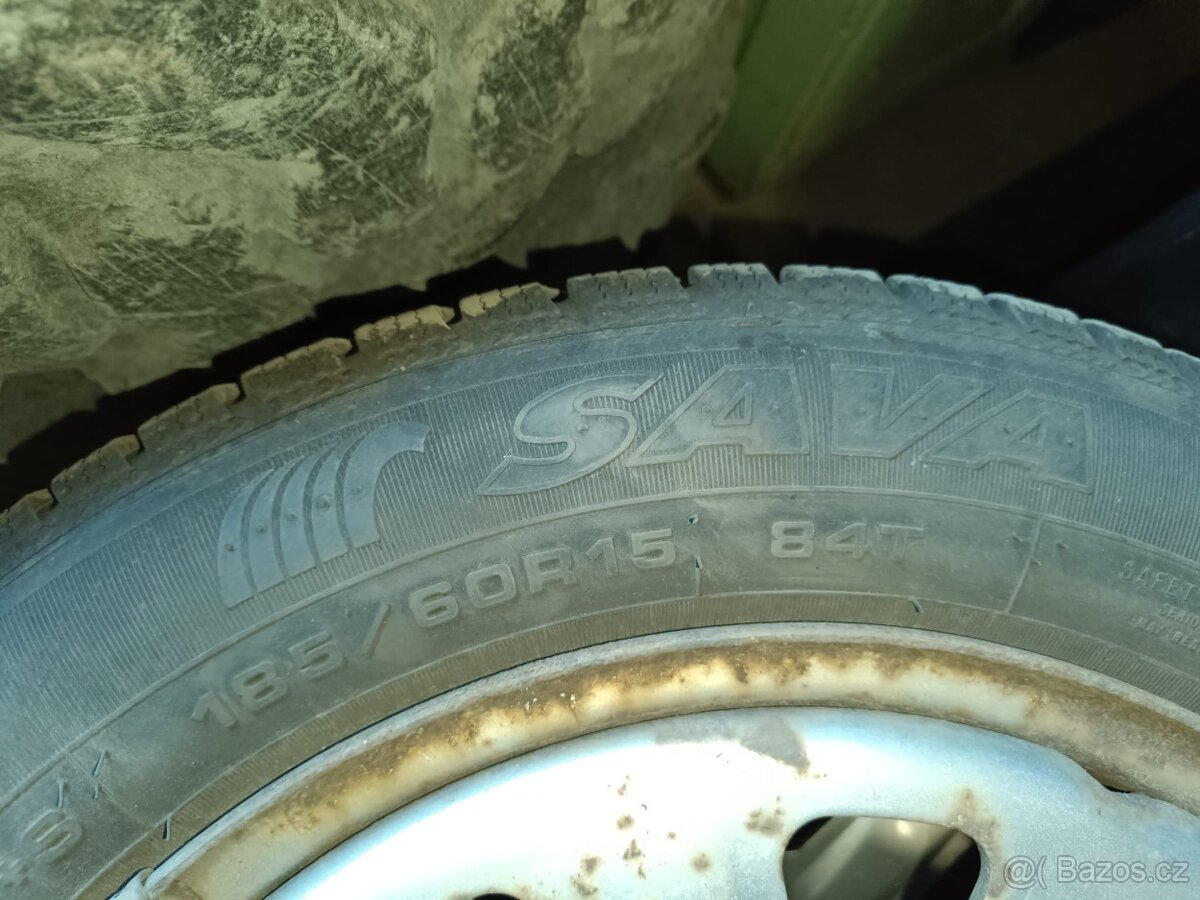 Sada zimních kol 185/60 R15 5x100 Škoda Fabia 3 - 2