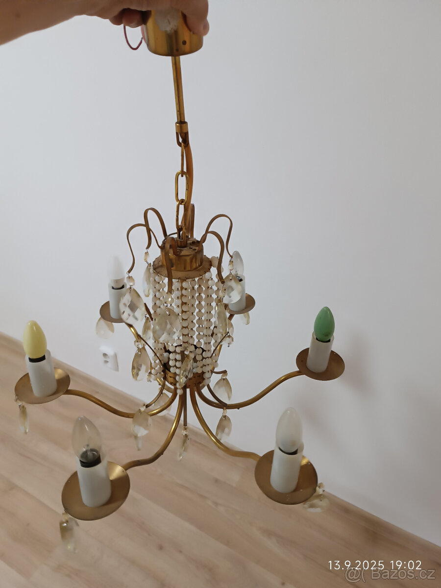 Křišťálový lustr - 2