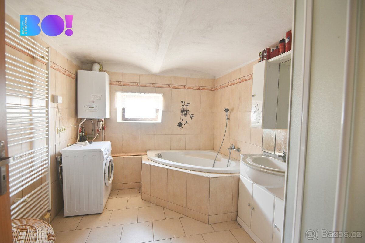 Prodej rodinného domu 4+1, 150 m², pozemek 10 m², Přemyslovi - 2