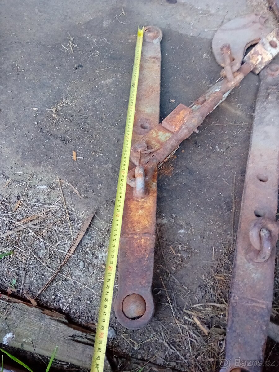 Zetor spodní ramena - 2