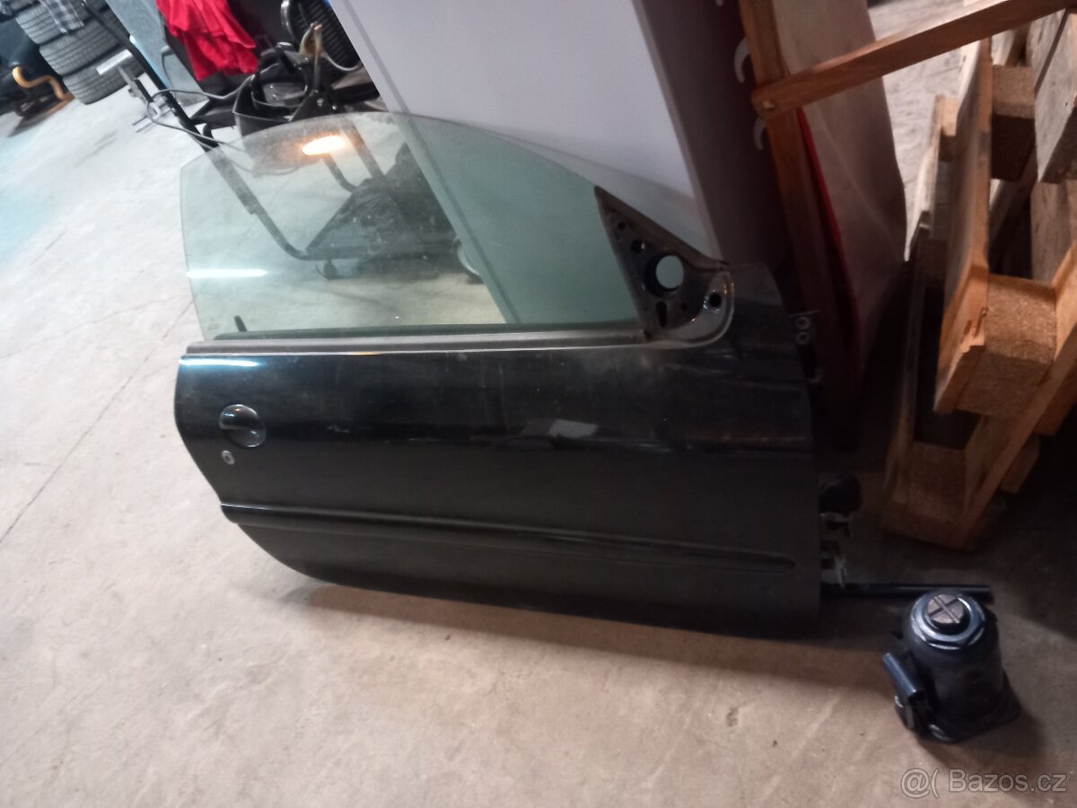 Peugeot 206 cc predni prave kompletni zachovale dvere - 2