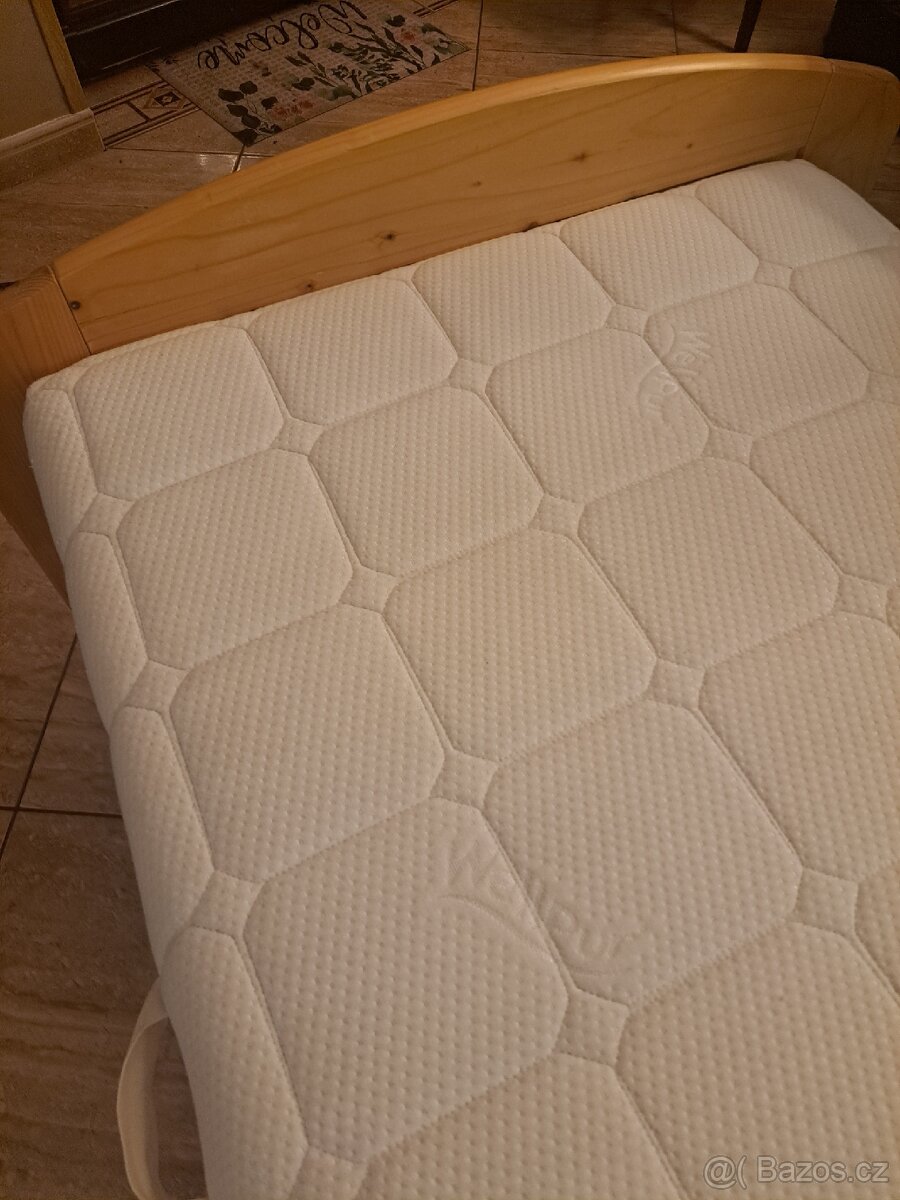 Postel z masivu. - 2