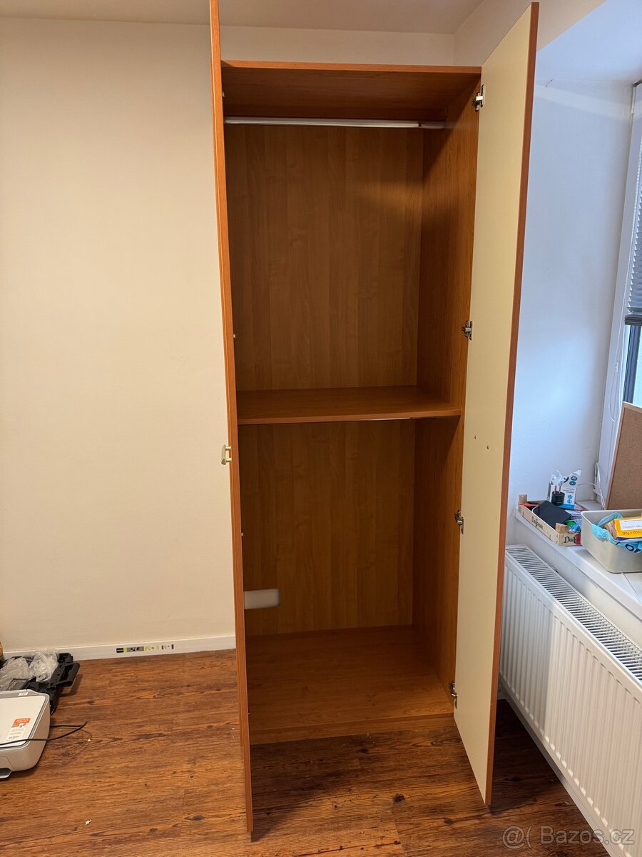 Šatní skříň 220x80x62 cm - 2