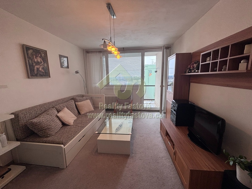 Plzeň – pronájem bytu 2+1 s lodžií - 2