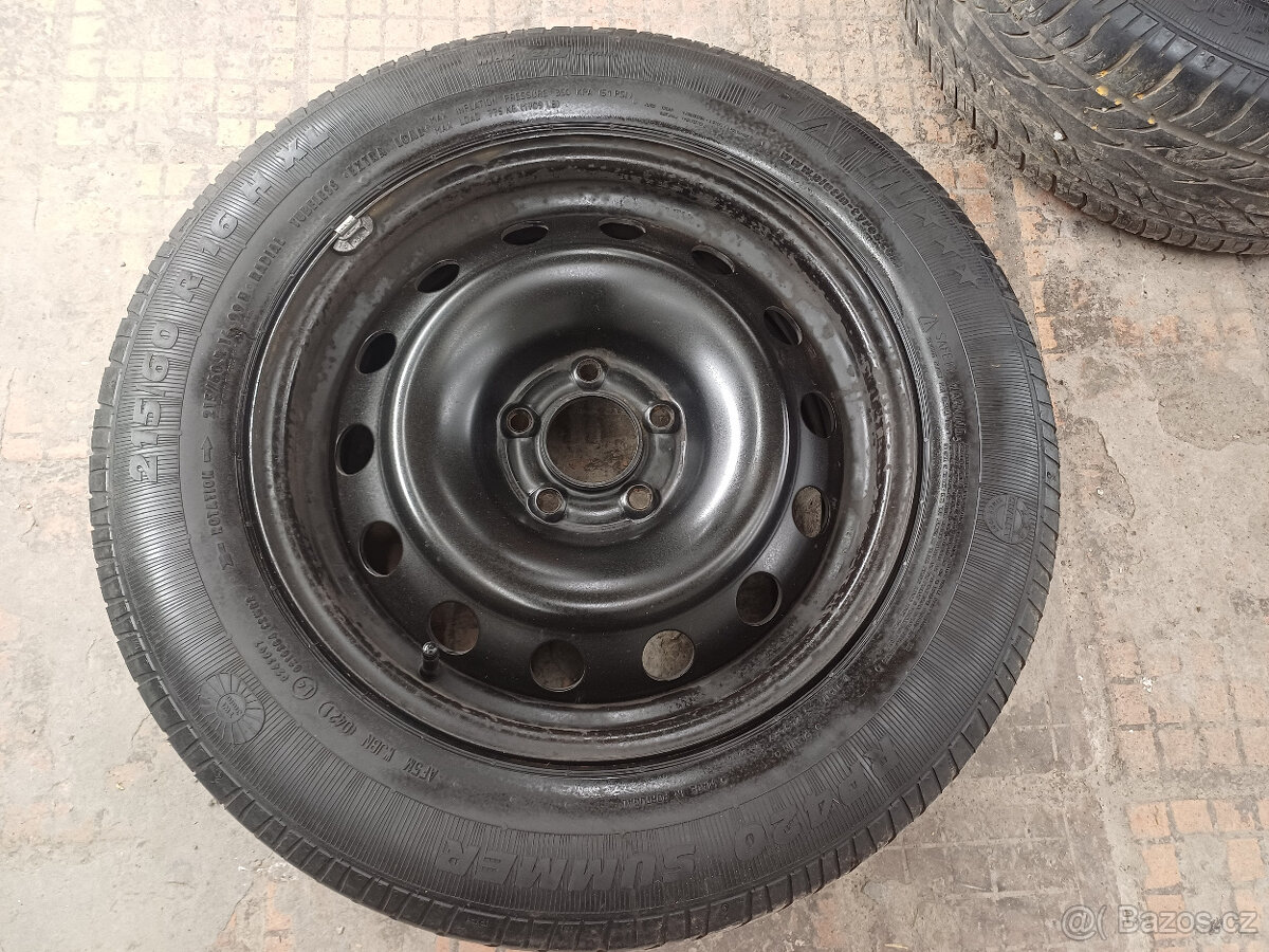 Letní pneu s disky 215/60/16 - 2