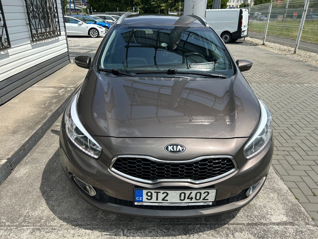Kia Ceed 1.6 CRDI kombi 2014 - 2
