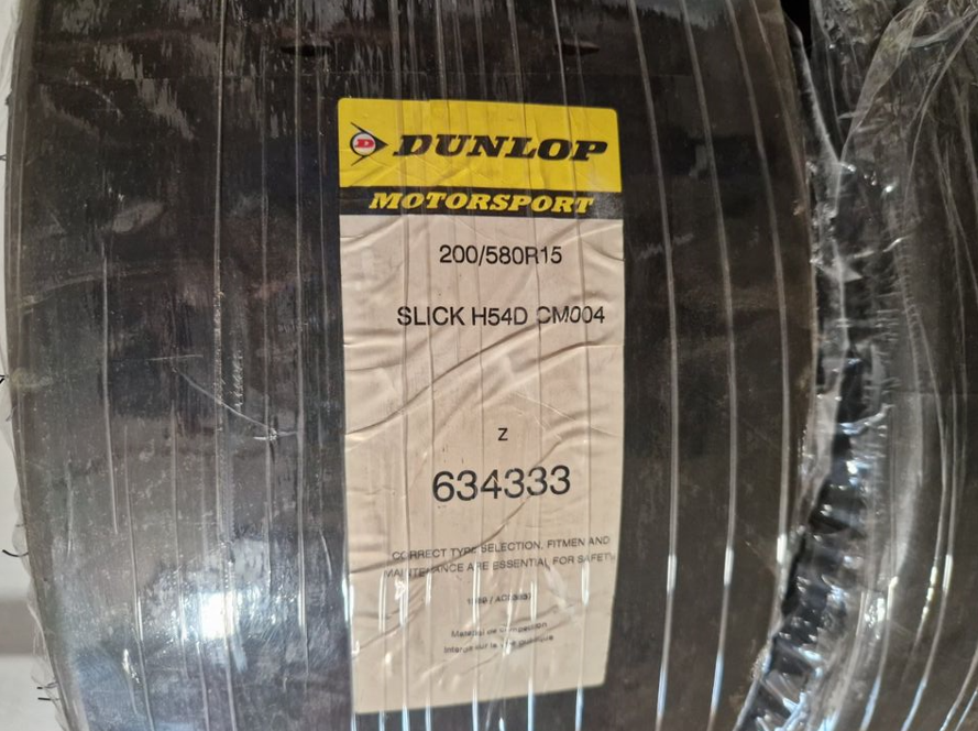 Dunlop slick SP Sport 200/580 r15 - 2