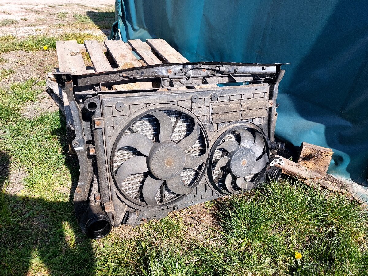 Chladičová stěna octavia 2 tdi rs - 2