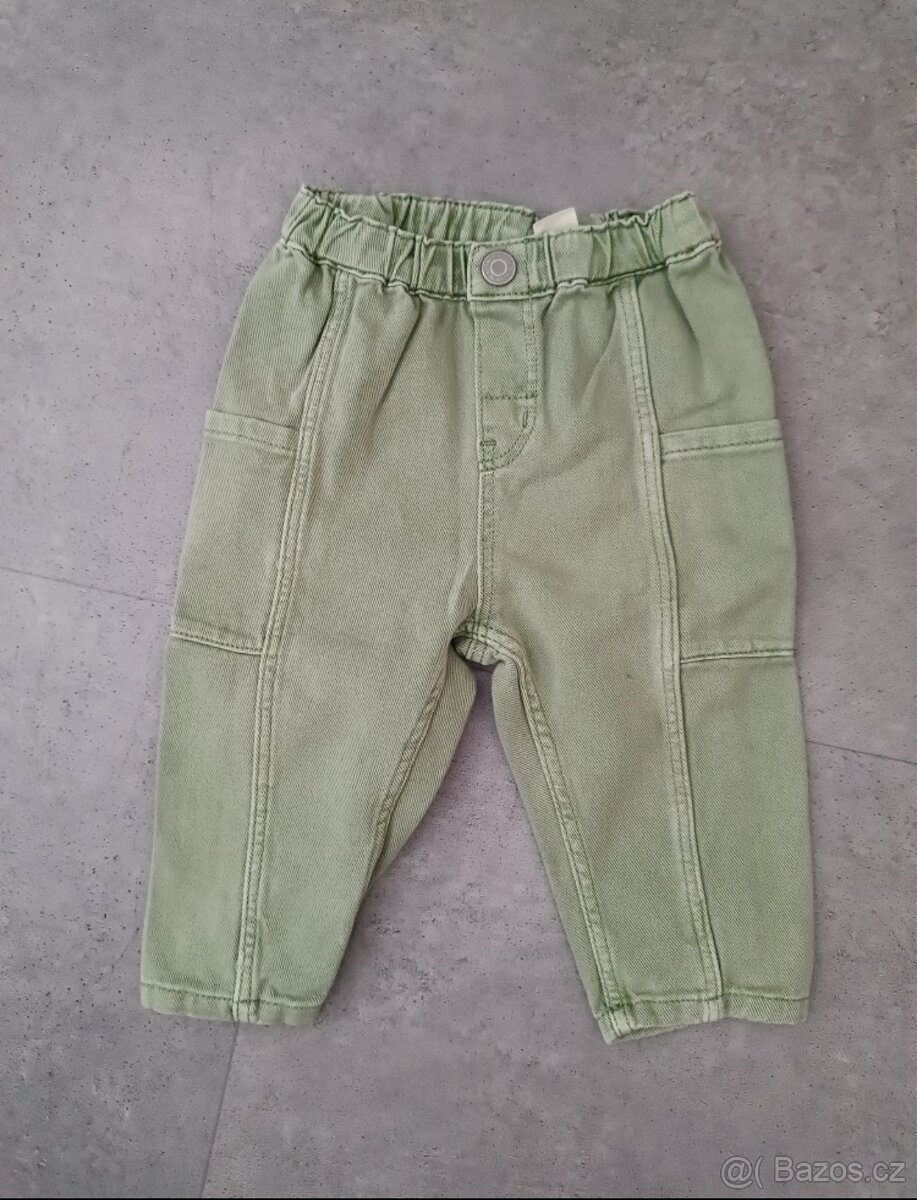 Šaty kalhoty a svetr - 2