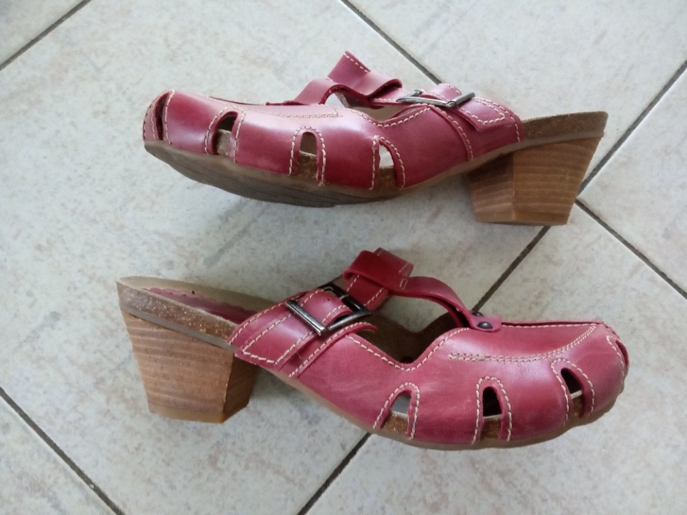 Dámská a pánská obuv-vel. 39 - 2