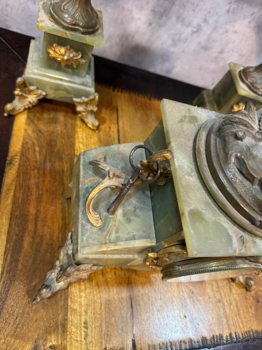 Figurální hodiny (525023) - 2