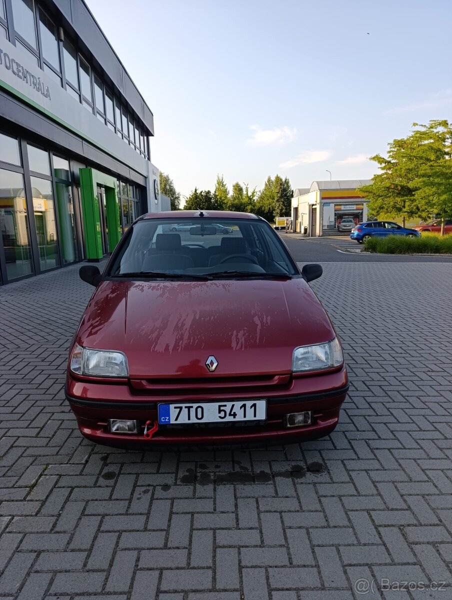 Clio 1 rarita youngtimer eko zaplaceno - 2