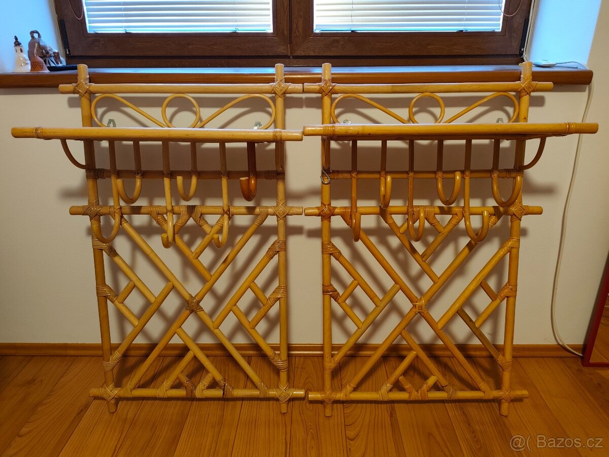 věšák nástěnný - 2