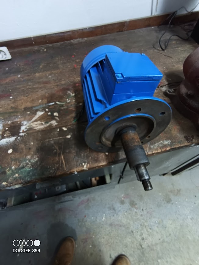 Elektromotory prodám. - 2