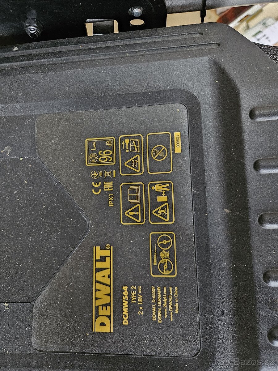Aku sekačka Dewalt - 2