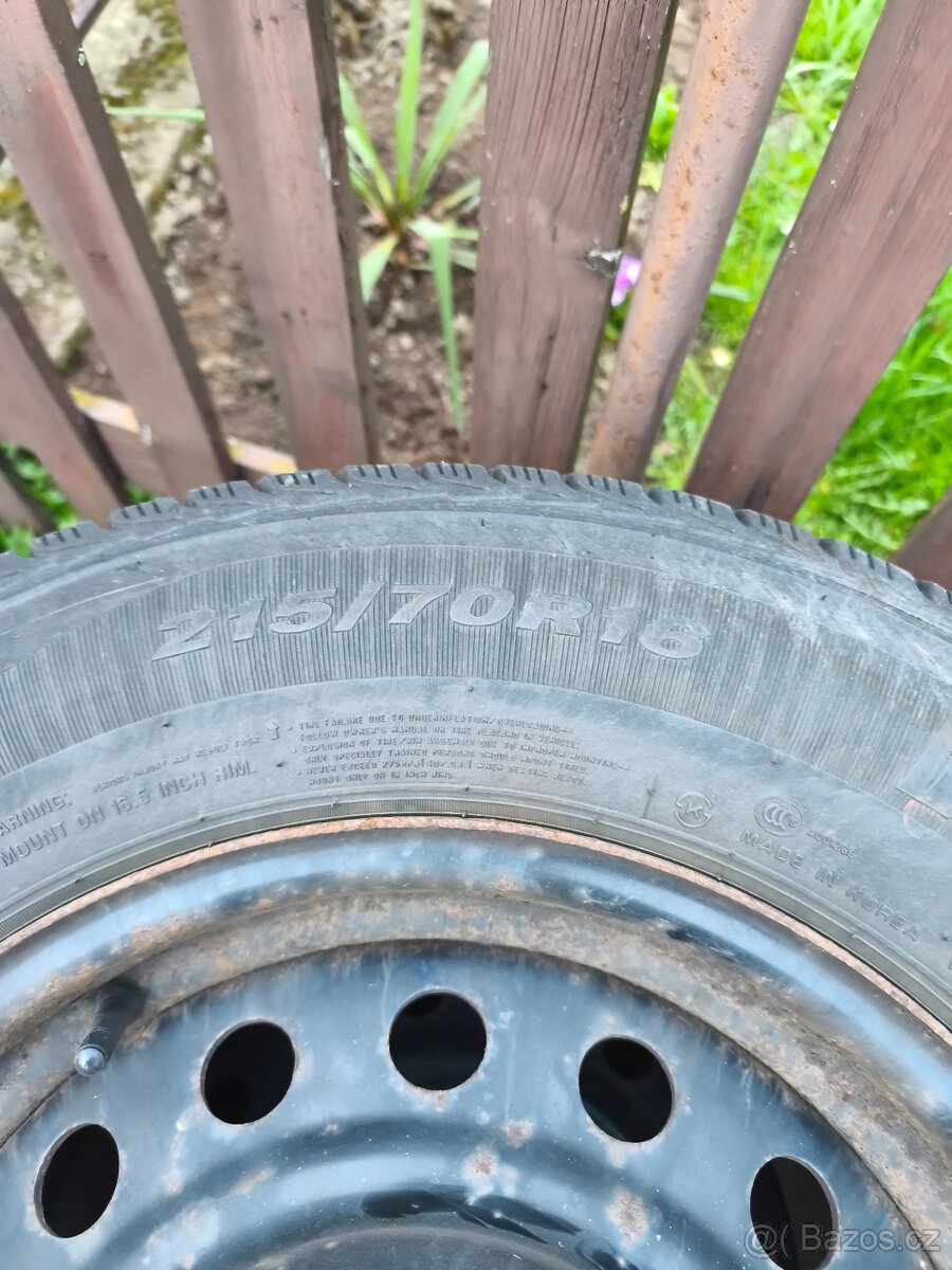 215/70 r16 - 2