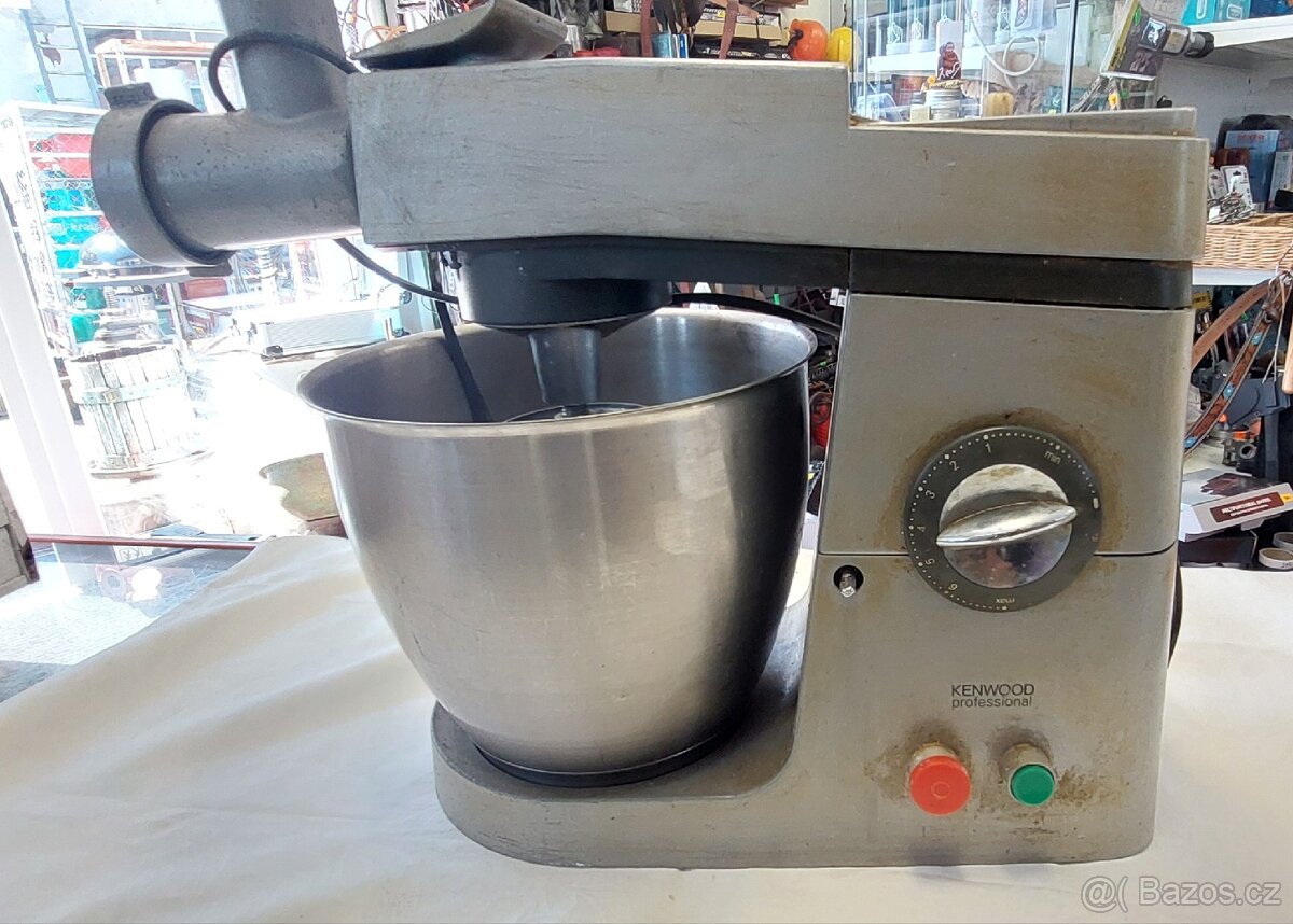 Robot Kenwood Prosessional - 2