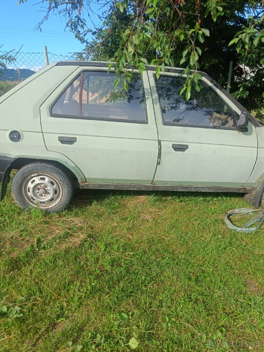 Škoda favorit 135ls - 2