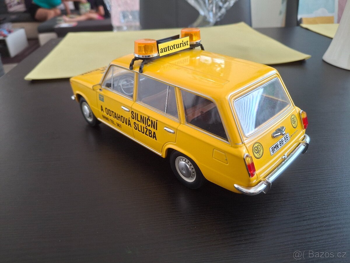 lada 2102 combi 1/18 limit acl - 2